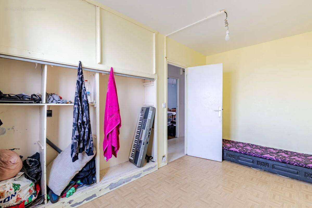 Appartement à CLICHY-SOUS-BOIS