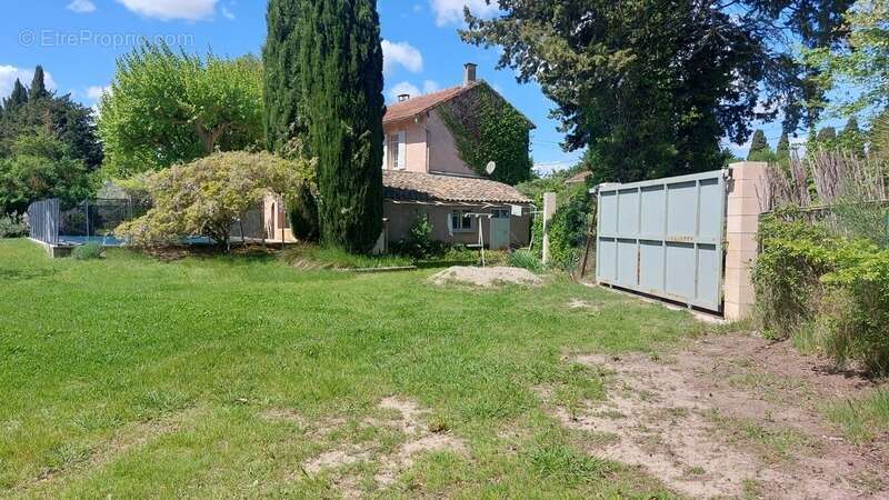 Maison à CABANNES