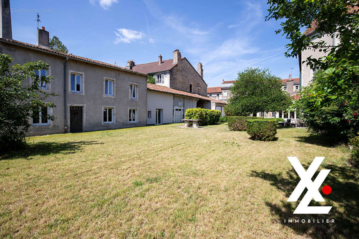 Maison à TOUL