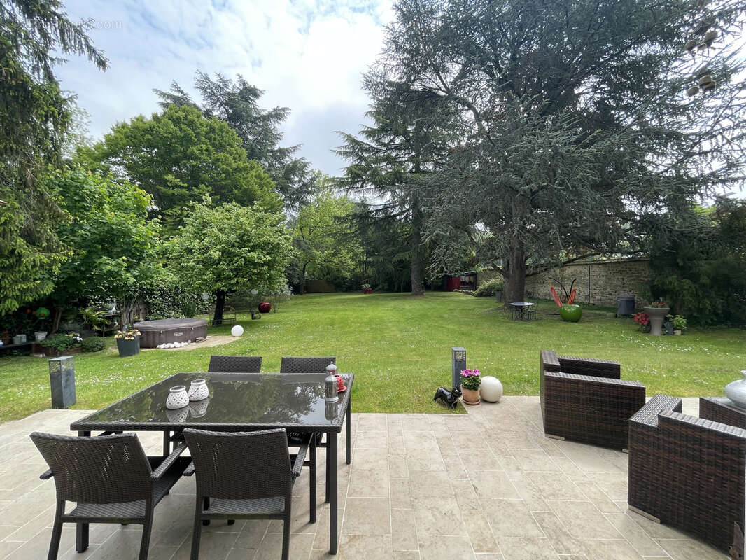 Maison à LA ROCHETTE