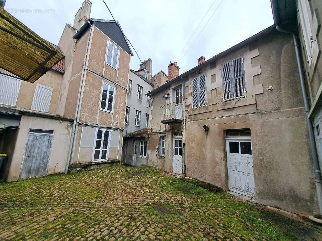 Appartement à AUTUN