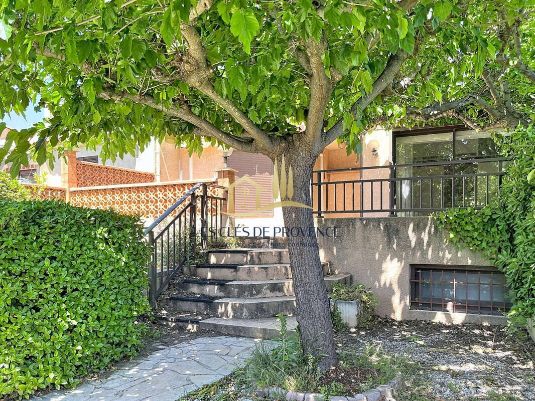 Maison à SAUSSET-LES-PINS