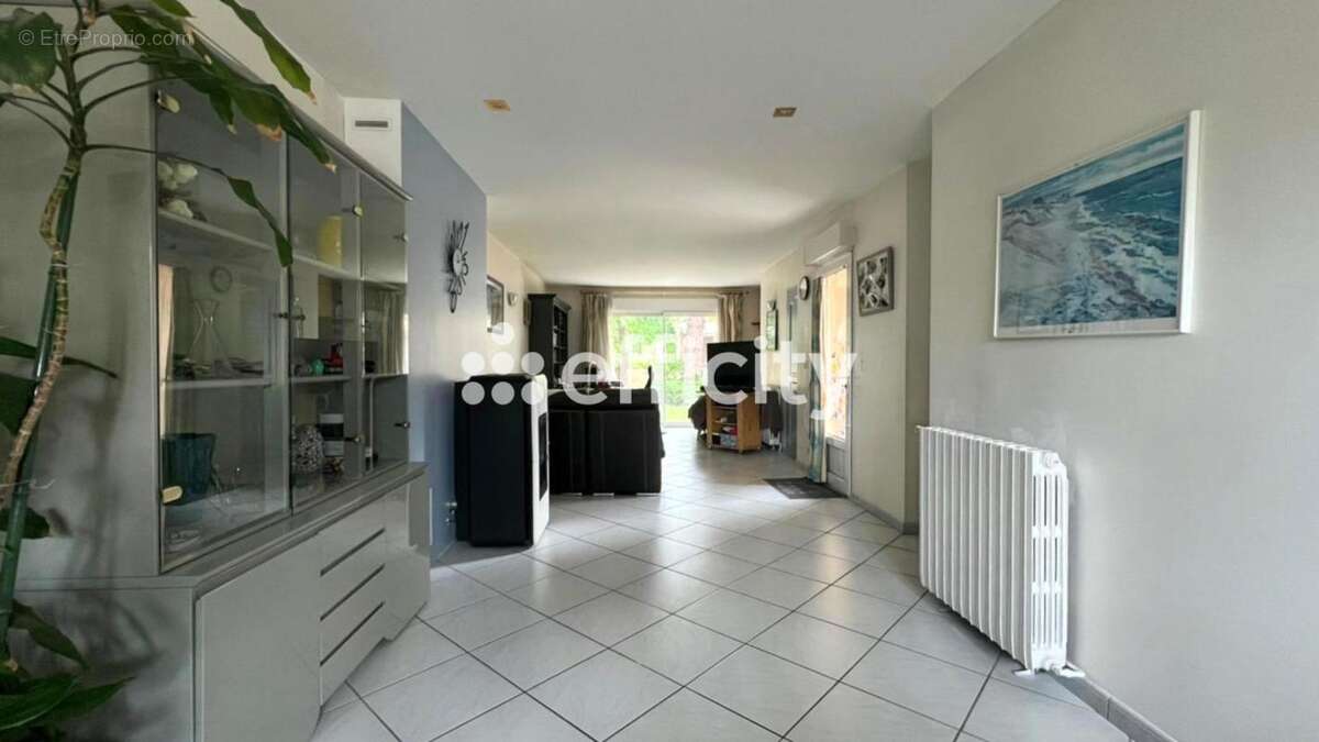 Maison 140 m² à Brunoy  - photo 9
