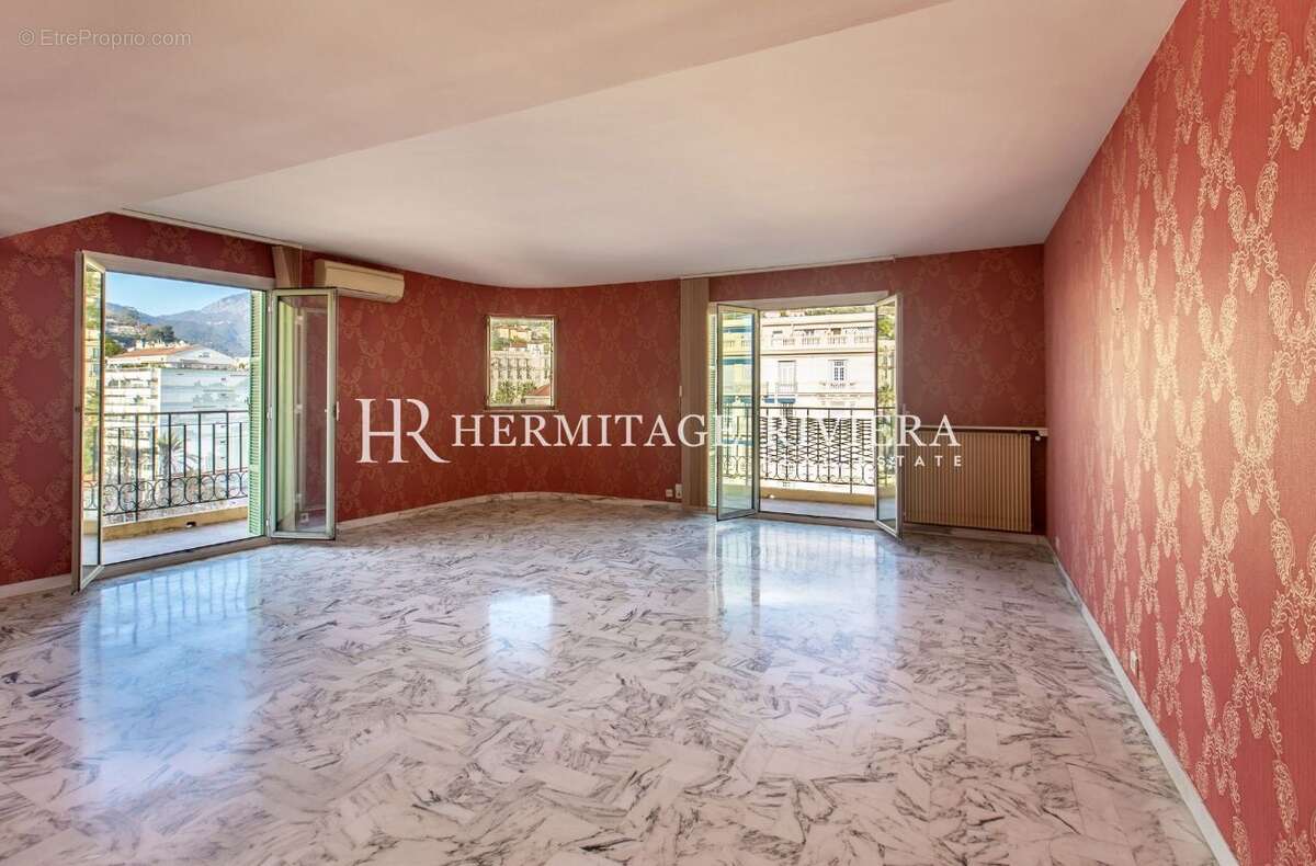 Appartement à MENTON
