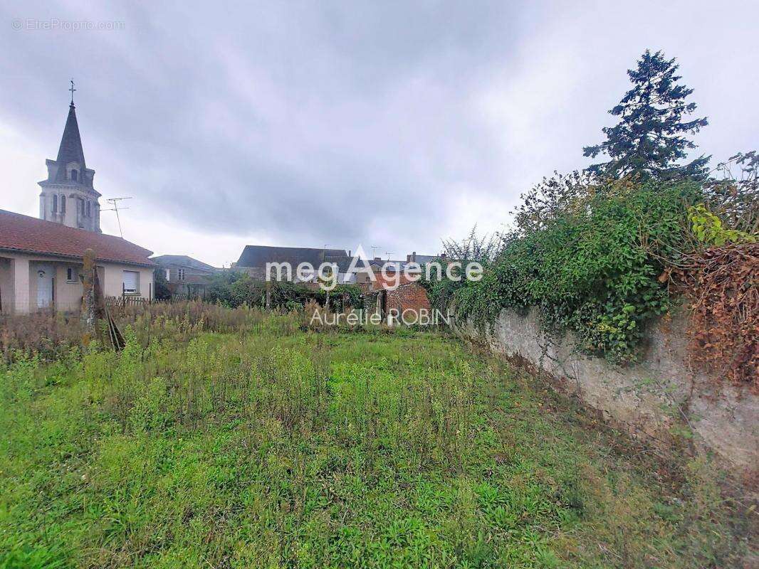 Maison à BEGROLLES-EN-MAUGES