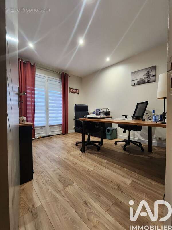 Photo 9 - Maison à MONTCEAUX-LES-MEAUX