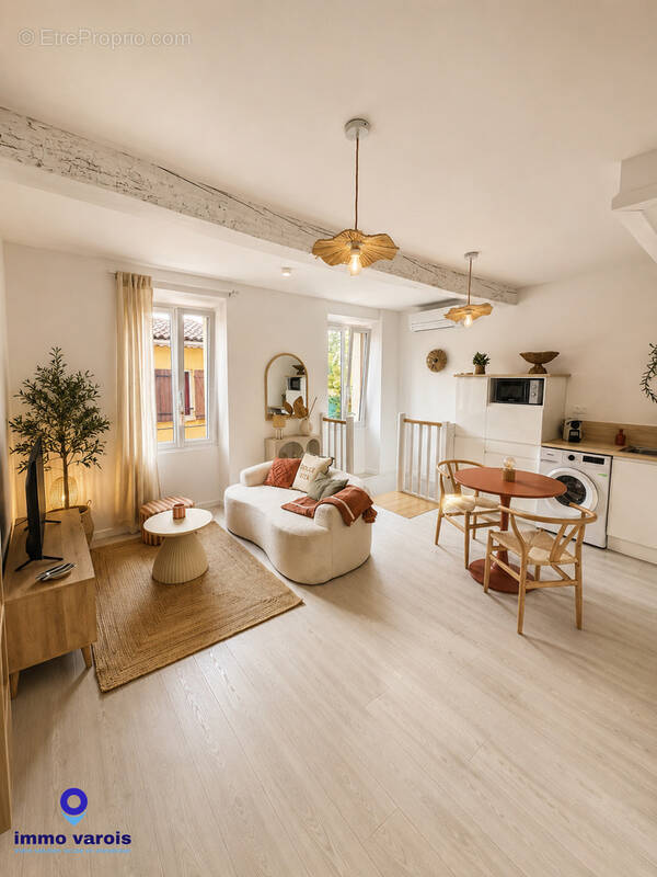 Appartement à PIERREFEU-DU-VAR