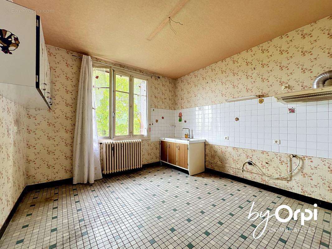 Maison à GOUTTIERES