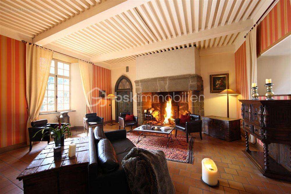 Maison à SAINT-FLOUR