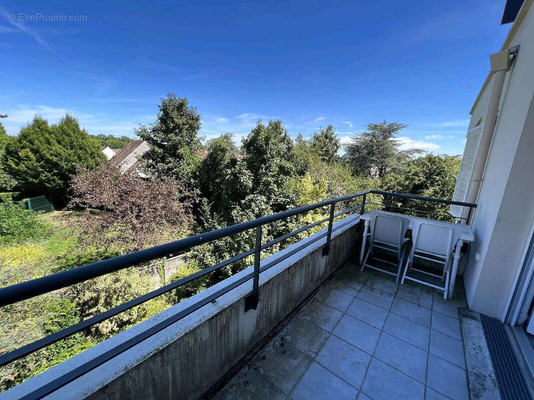 Appartement à PONTAULT-COMBAULT