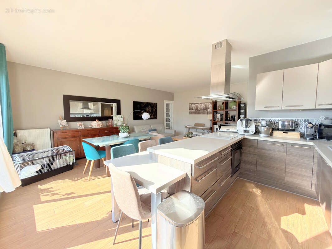 Appartement à RUEIL-MALMAISON