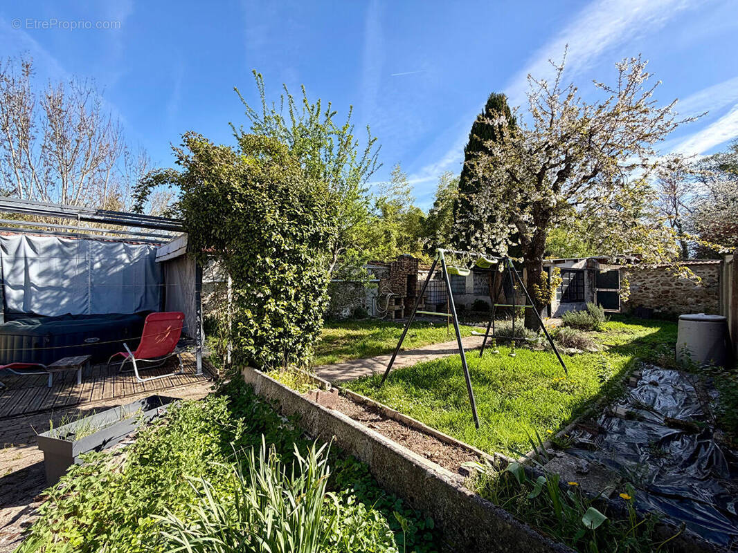 Maison à USSY-SUR-MARNE