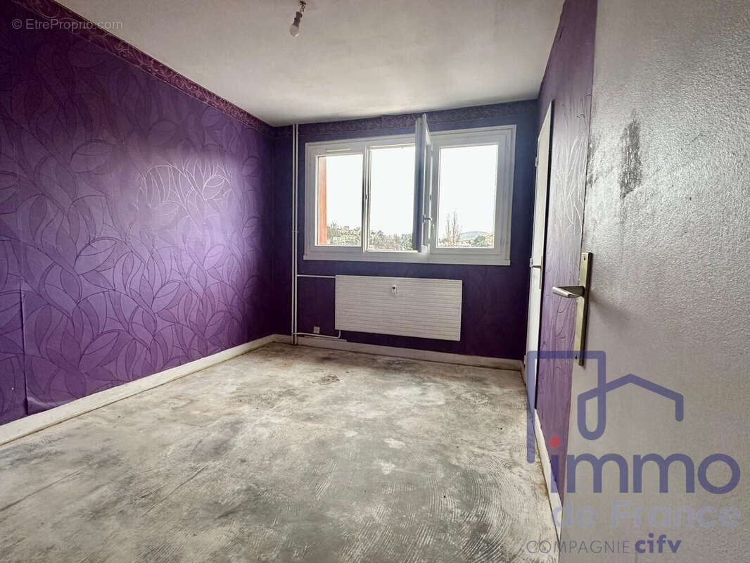 Appartement à SAINT-ETIENNE