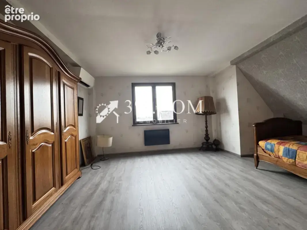 3%COM Belle maison avec 4 chambres sur 10 ares - photo 7