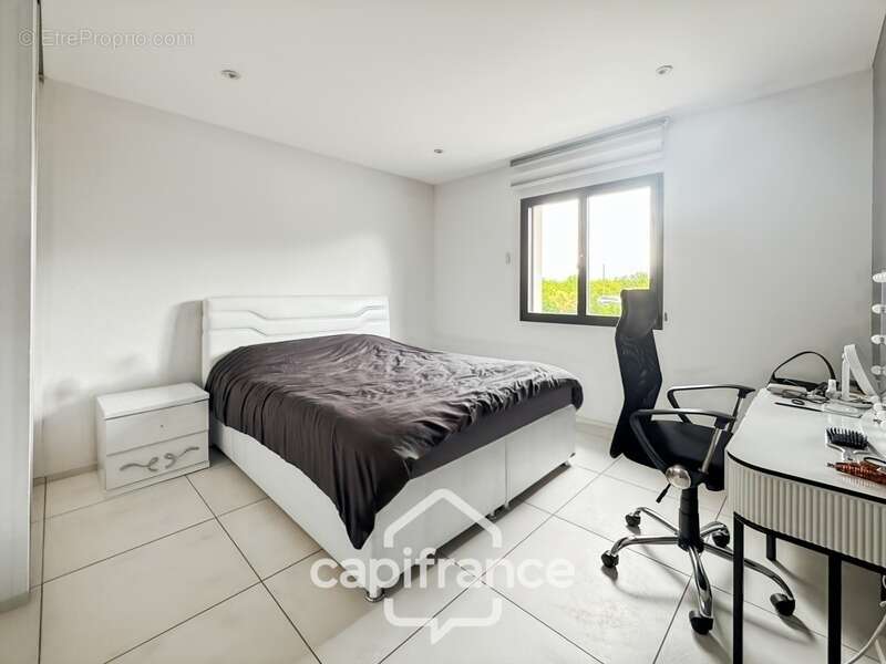 Maison à CLONAS-SUR-VAREZE