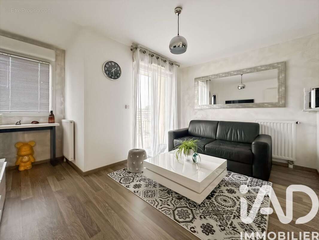 Photo 2 - Appartement à VILLIERS-SUR-MARNE