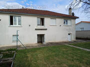 Maison à MAGNE