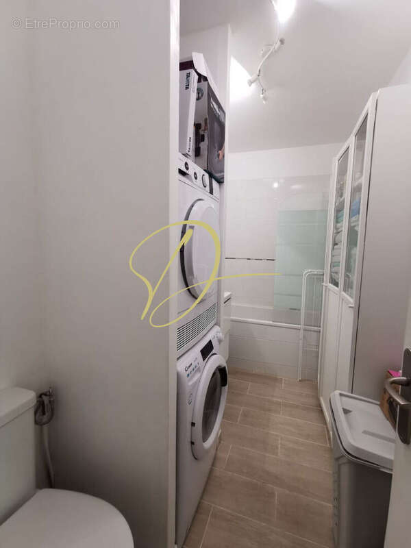 Appartement à PIERRES