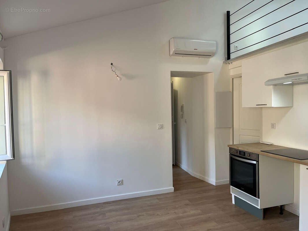 Appartement à VENCE