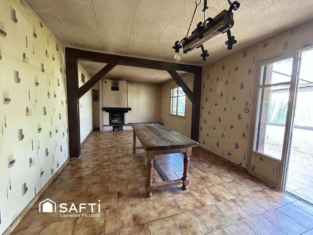 Photo 3 - Maison à ARTINS