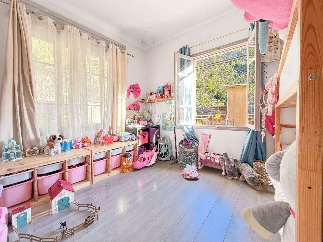 Maison à DRAP