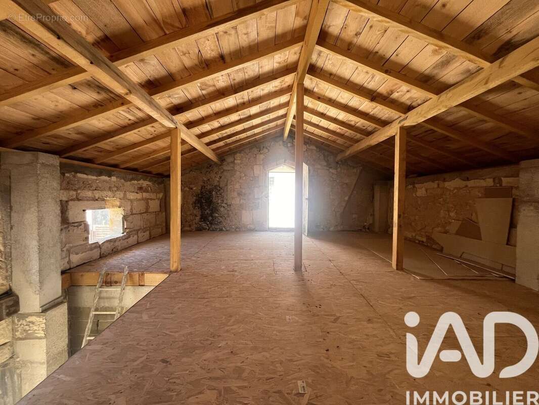 Photo 3 - Maison à TALAIS
