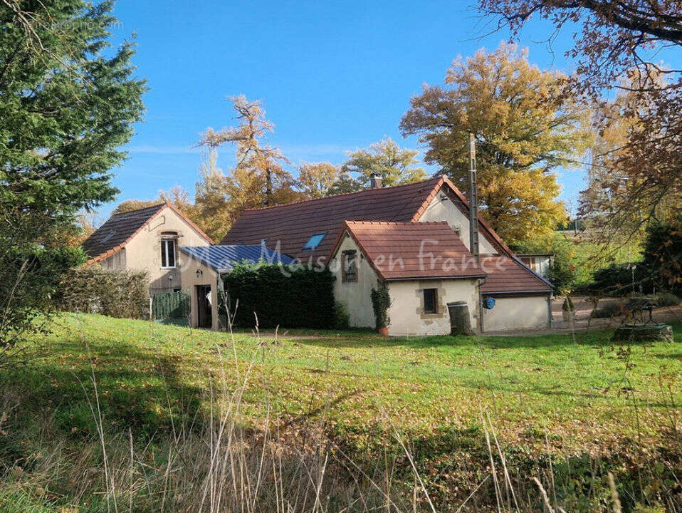 Maison à SAINT-POURCAIN-SUR-SIOULE