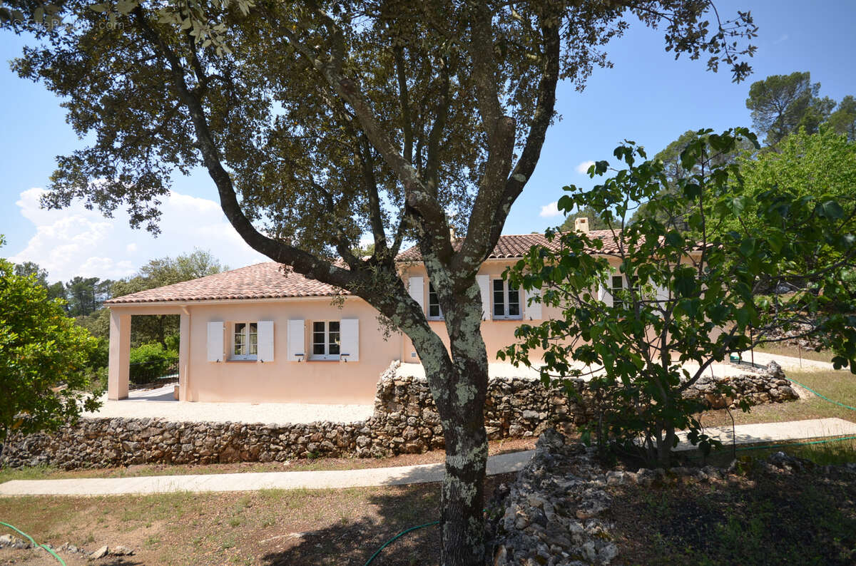 Maison à SILLANS-LA-CASCADE