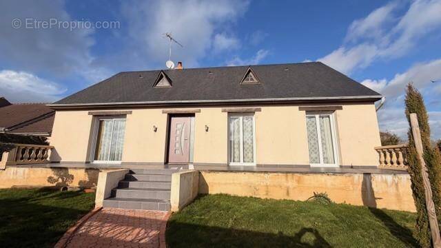Maison à CHATEAU-GONTIER
