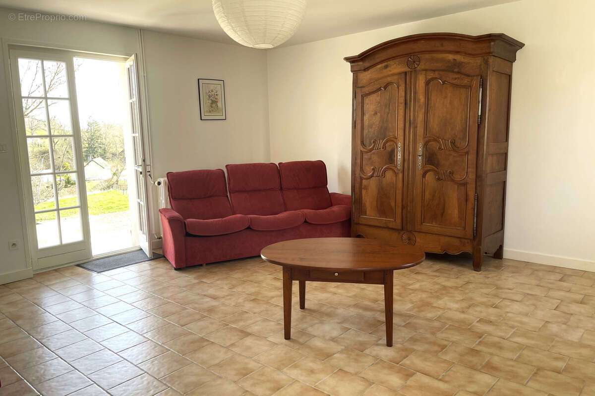 Maison à PERRIGNY-SUR-LOIRE