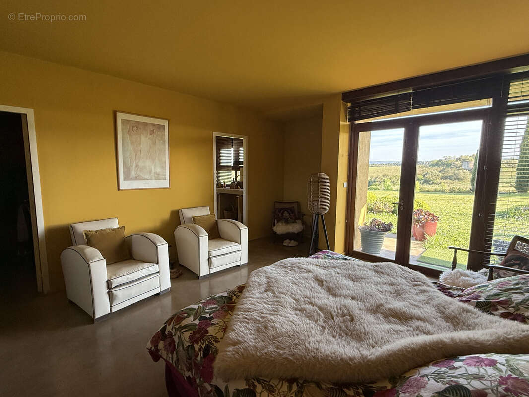 Maison à COUFFOULENS