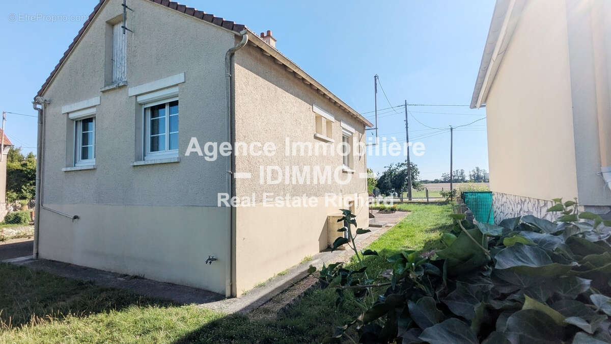 Maison à BEAUMONT-DU-GATINAIS