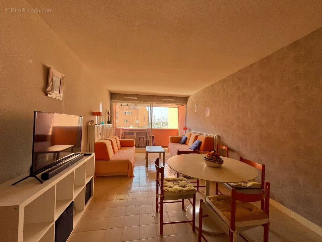 Le cap d'agde  centre port  t2 avec deux terrasses à deux pas du port - photo 10