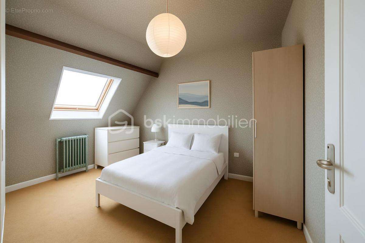 Maison familiale 7 pièces – Environ 130 m² – Grand jardin – Proche centre-ville - photo 12