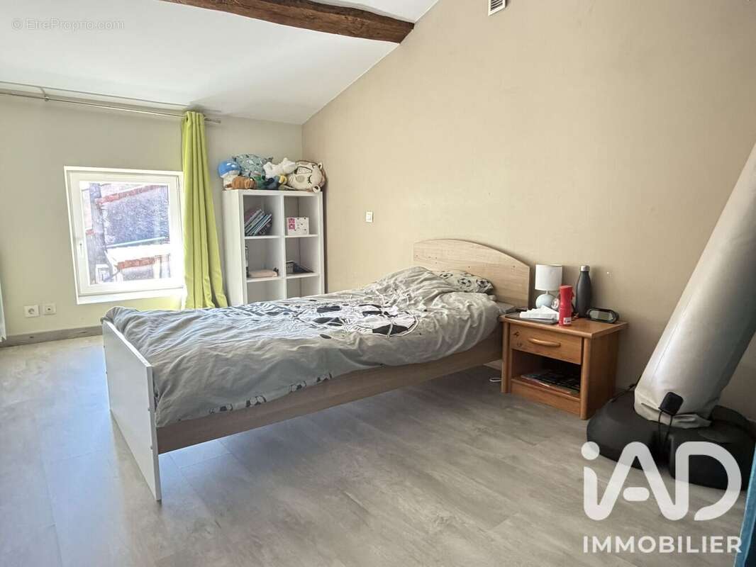 Maison 132 m² à Saint-Amand-Sur-Sevre  - photo 7