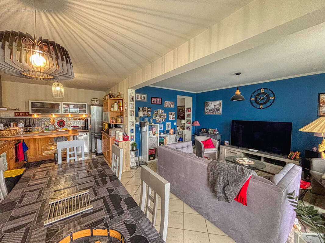 Appartement à VAUX-SUR-MER