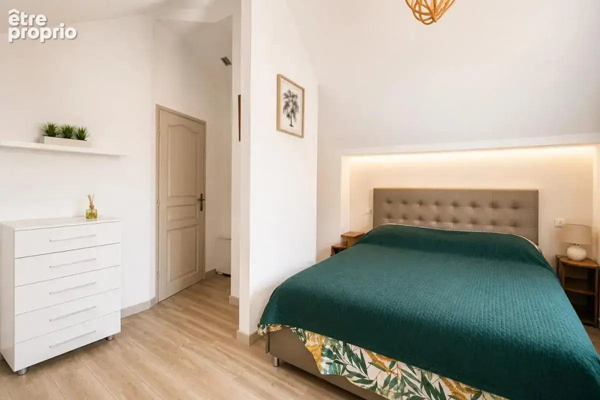 Maison de 8 pièces de 245 m² à Lamorlaye - photo 28