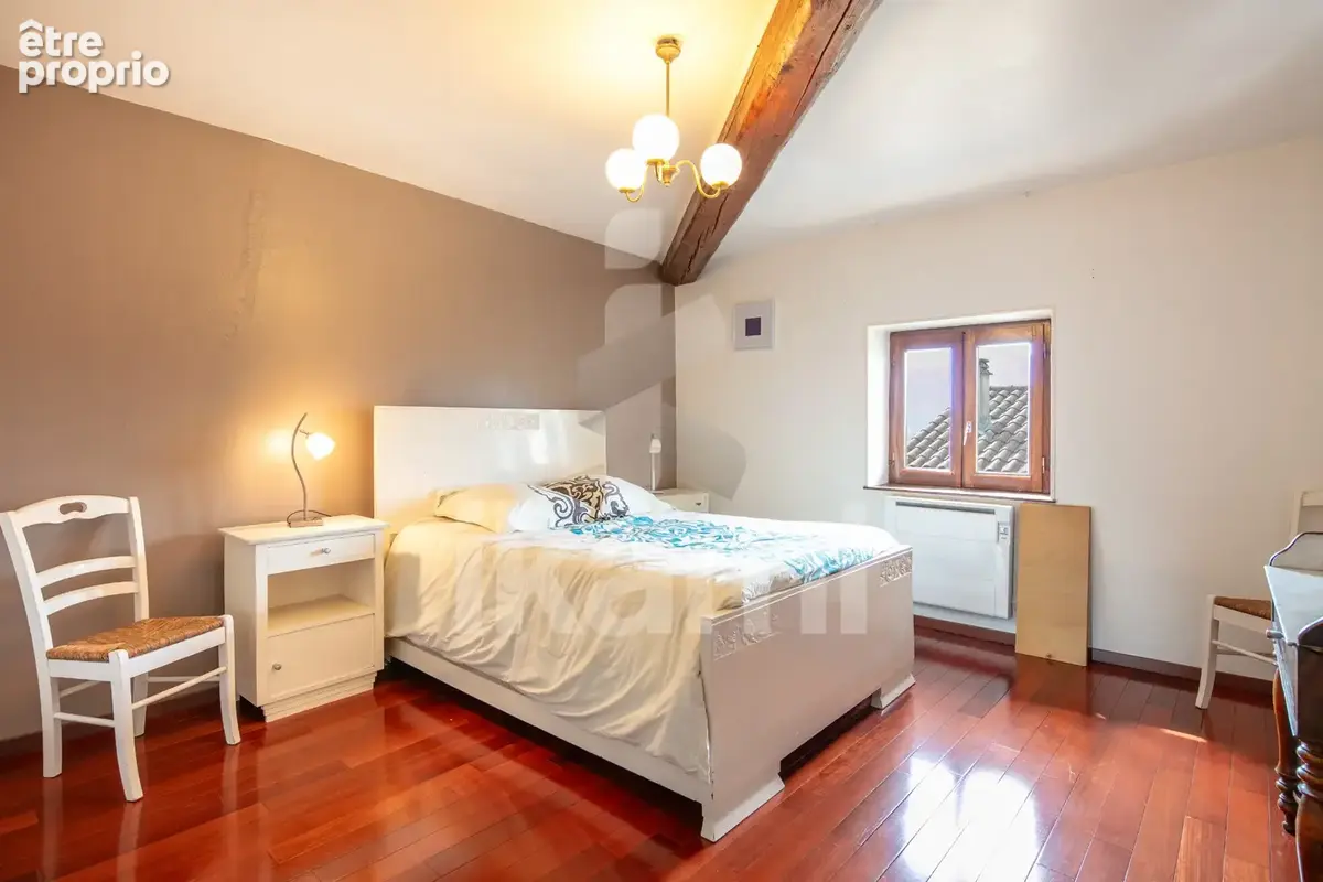 Maison La Buisse  8 pièces - 206 m2 habitables - photo 5