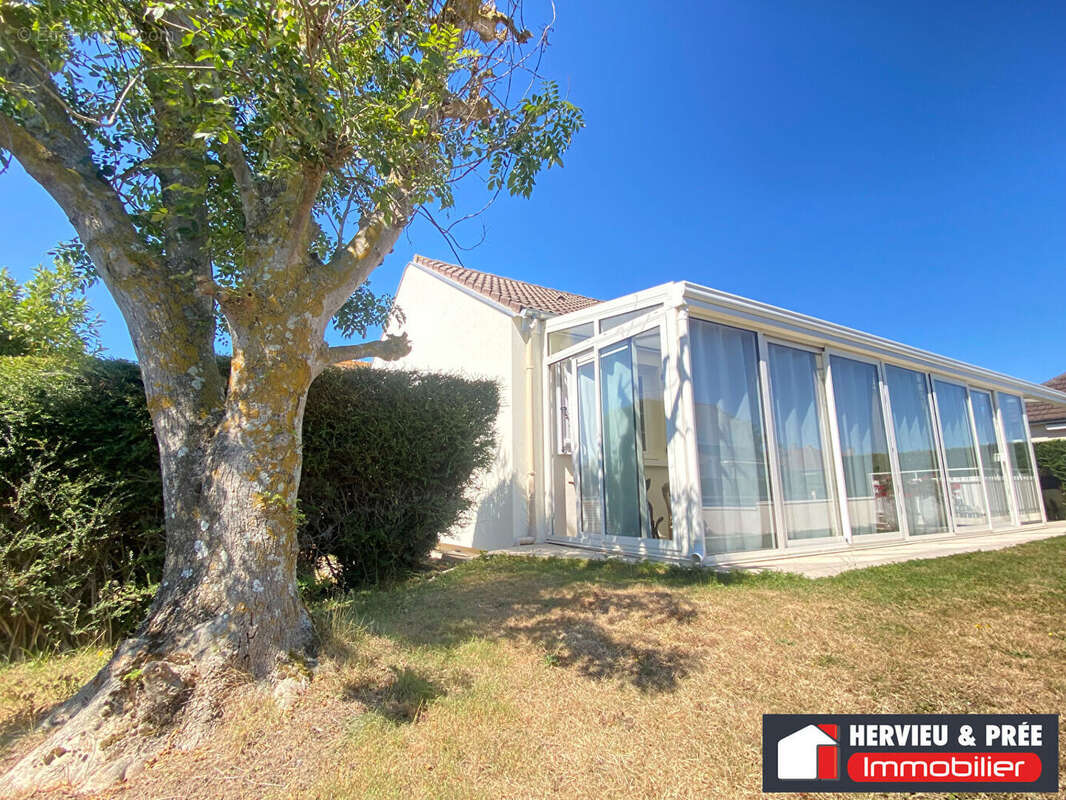 Maison à LUC-SUR-MER