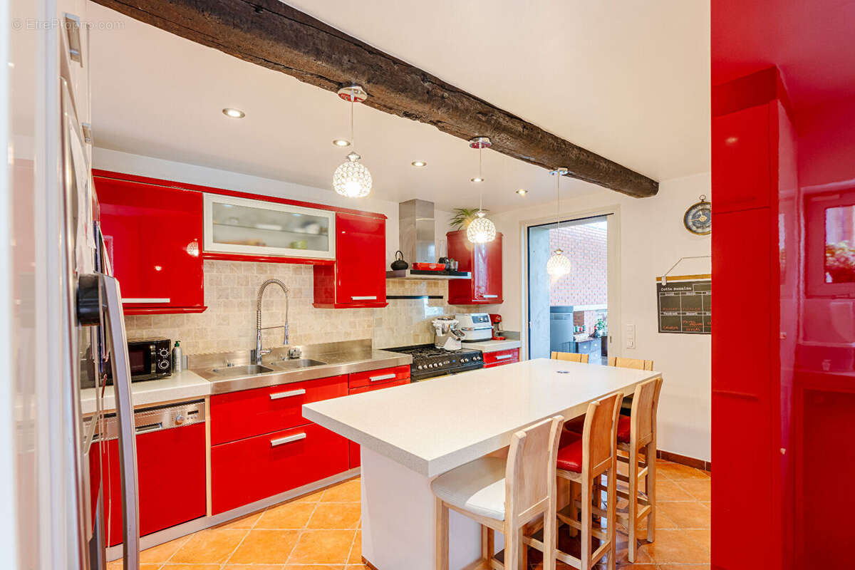 Maison Bessancourt 10 pièce(s) 328 m2 - photo 4