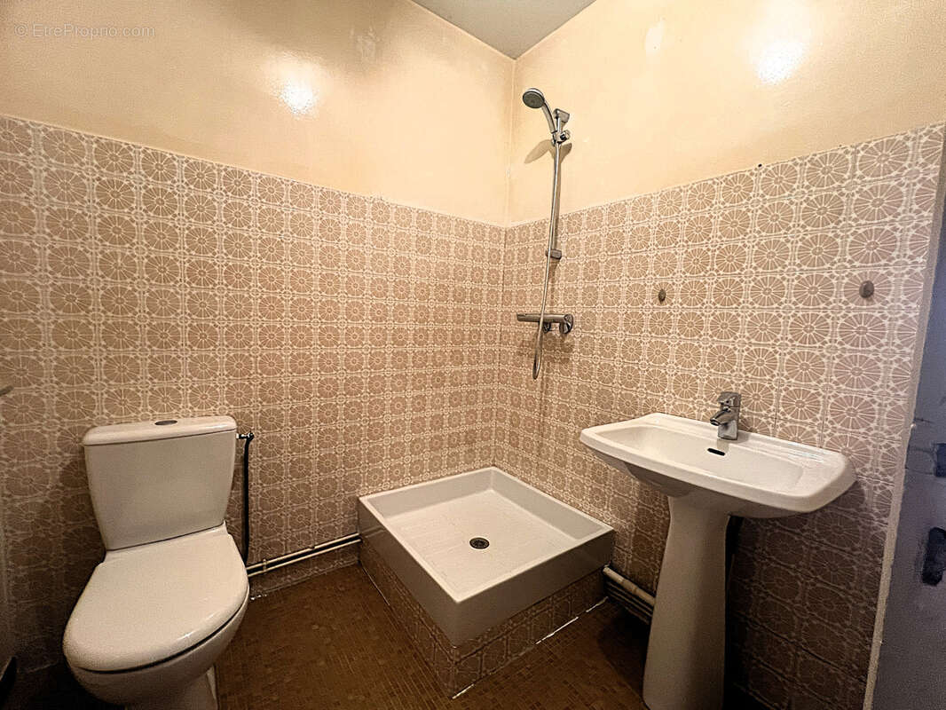 Appartement à SAINT-ETIENNE