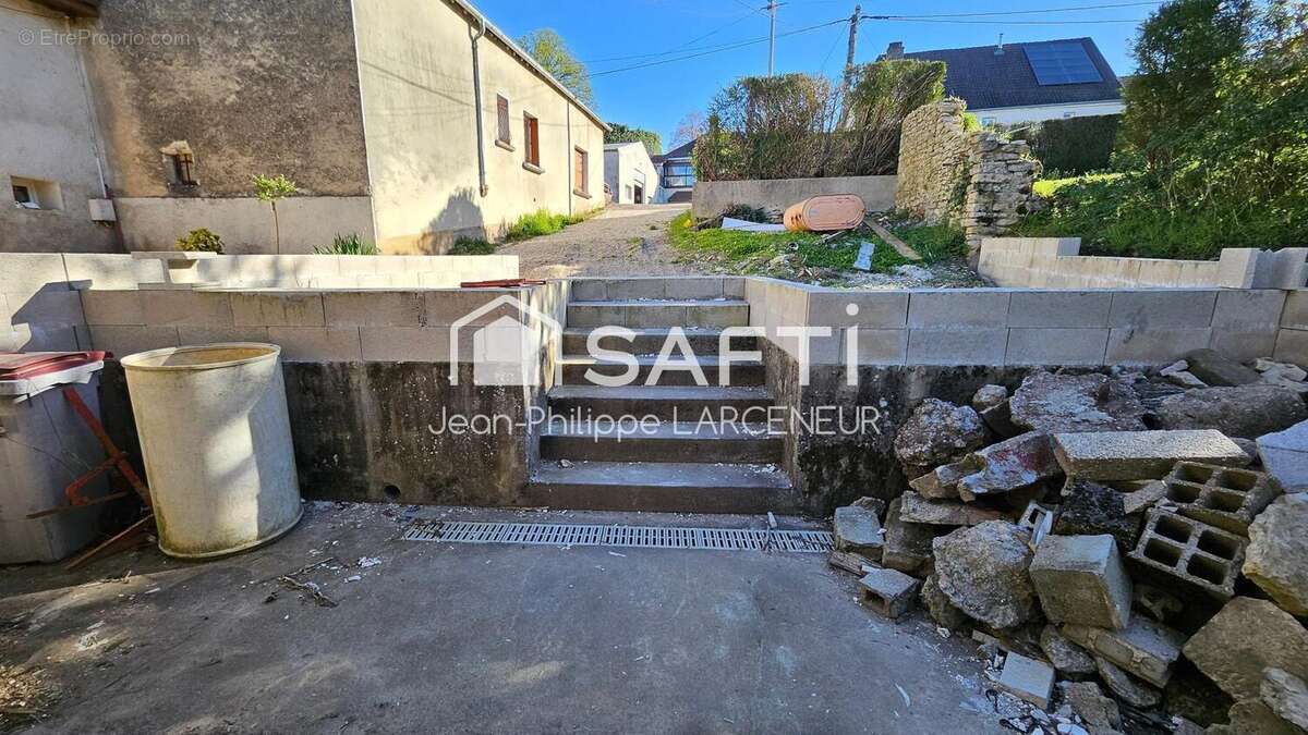 Photo 7 - Maison à CHARGEY-LES-GRAY