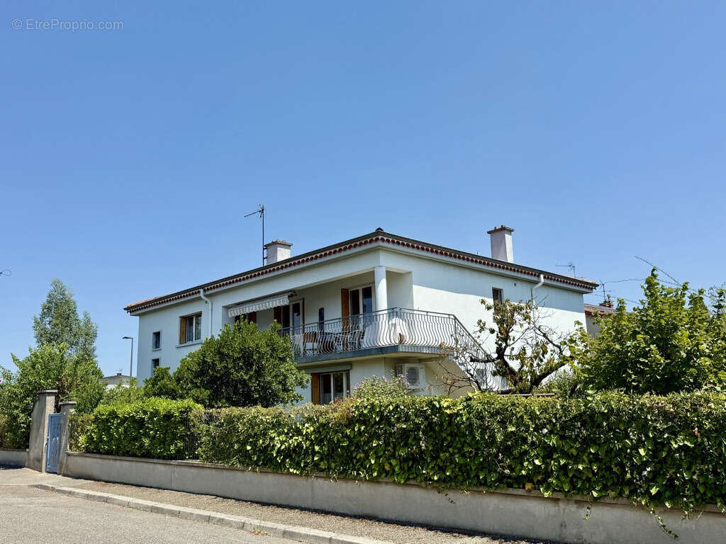 Maison de 205m2 avec jardin à Guilherand-Granges - photo 33