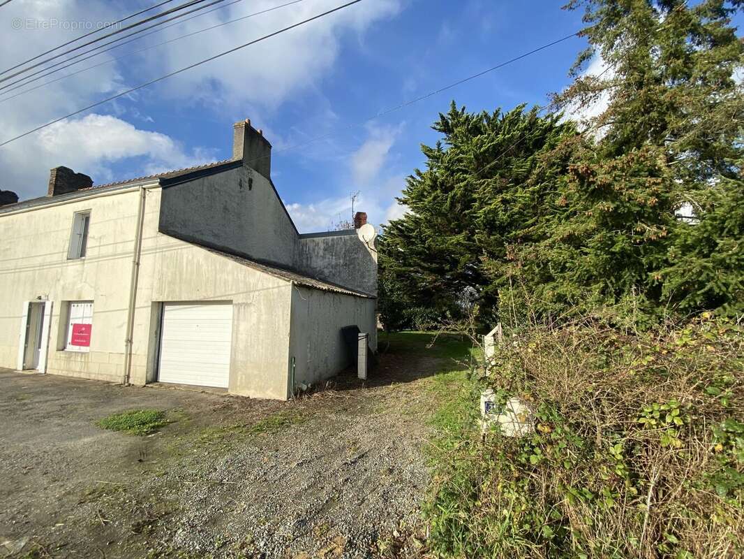 façade sud - Maison à FAY-DE-BRETAGNE