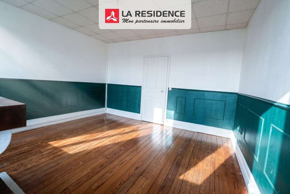Appartement 72 m² à Tournon-Sur-Rhone  - photo 5