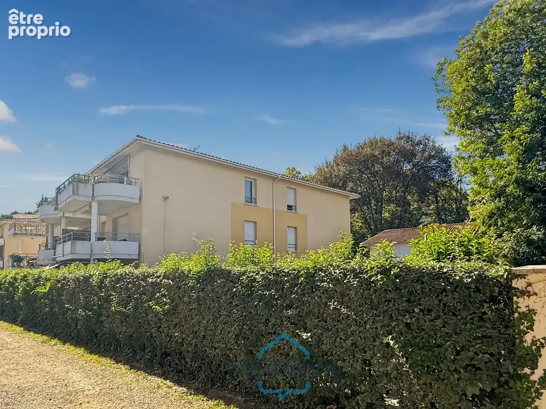 Dpt Landes (40), à vendre AIRE SUR L'ADOUR Appartement T2 de 47m² habitables + balcon de 10 m² et place de parking privative, au - photo 9