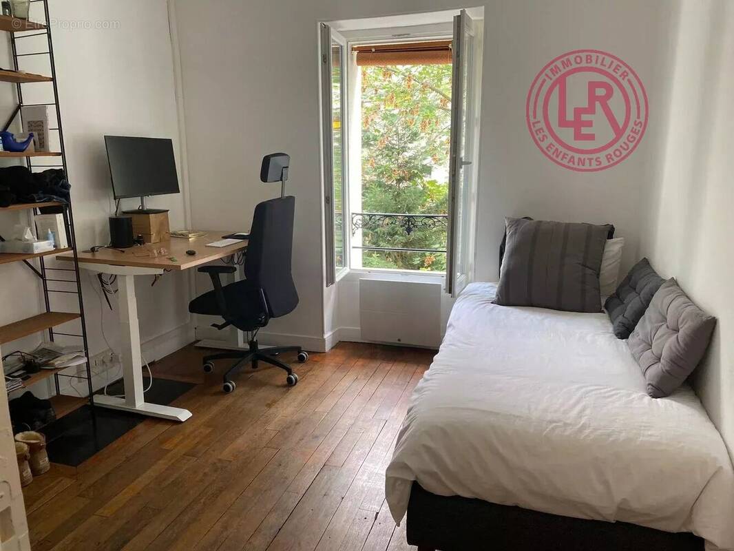 Appartement à PARIS-11E