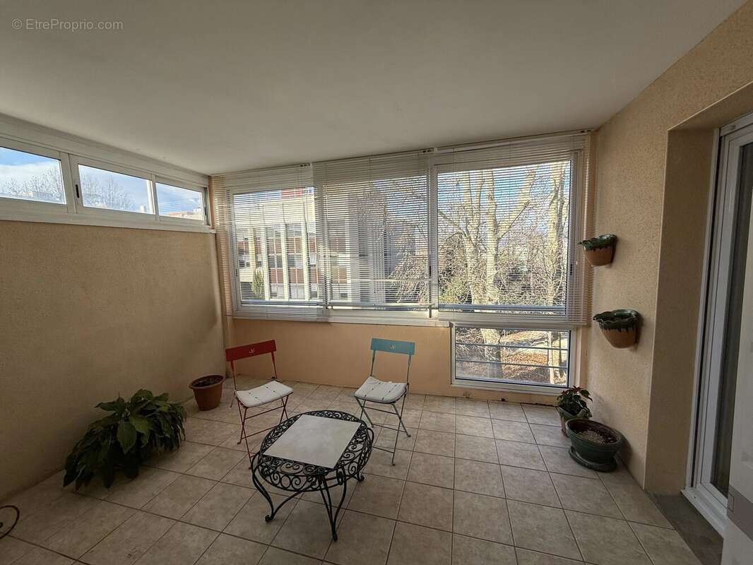 Appartement à MONTELIMAR