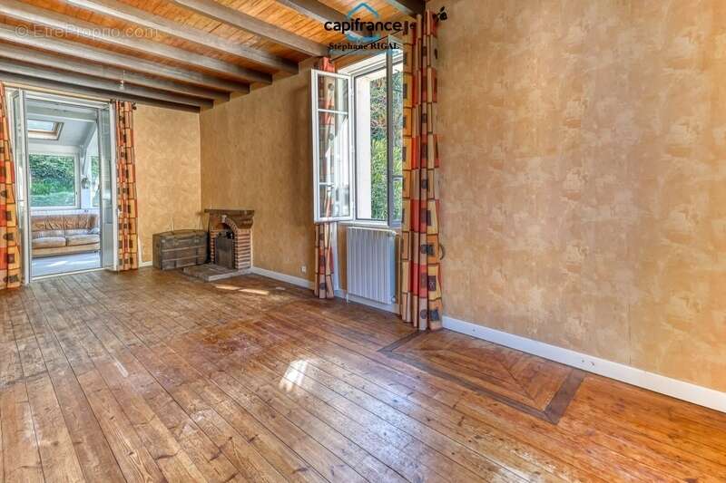 Maison à FUMEL