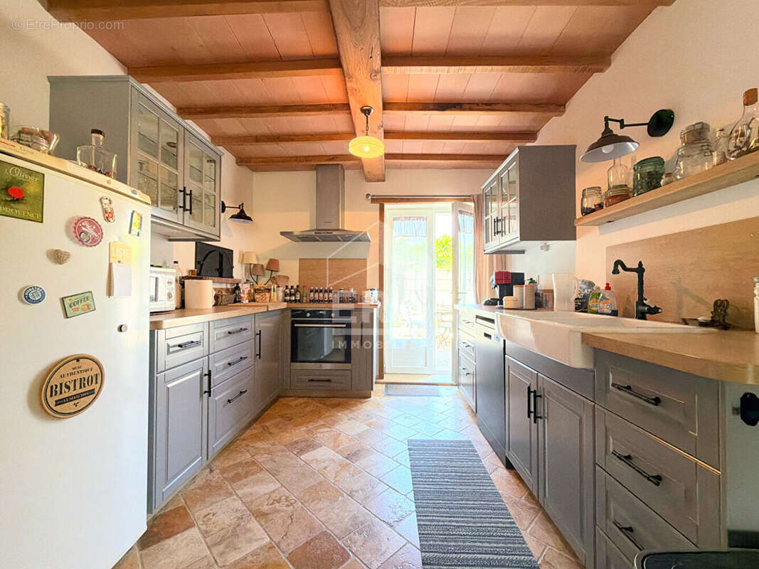 Maison à VILLELAURE